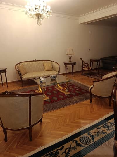 شقة مفروشة للإيجار بأرقى شوارع المهندسين                                                                                                             ,