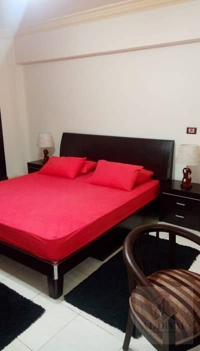 Furnished apartment 280 m² for rent in the most beautiful squares of the Hunting Club area