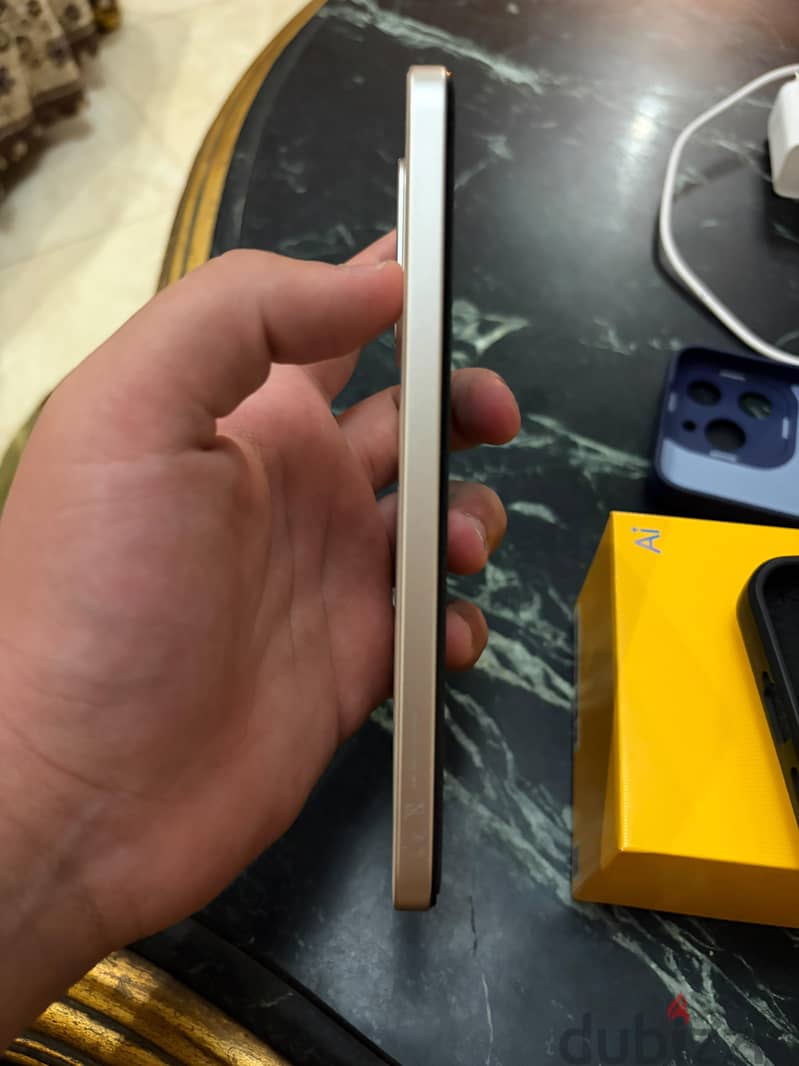 ريلمى 15t 1