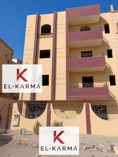 A building for sale near Line 10 in Obour City