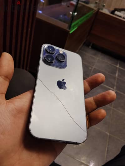 آبل - آيفون 14 برو