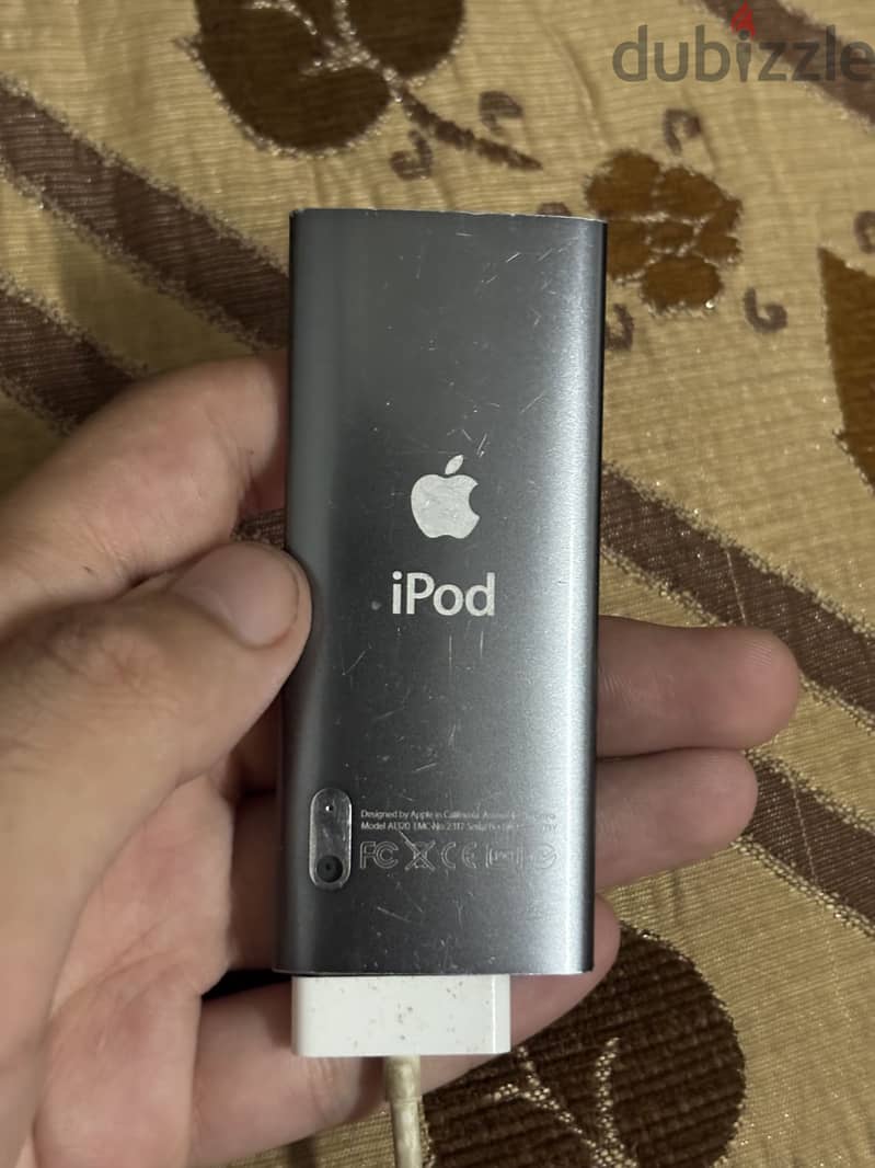 3 iPod 1