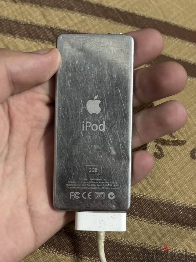 3 iPod 4