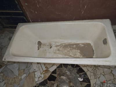 بانيو حديد ظهر