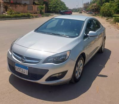 Opel Astra 2021