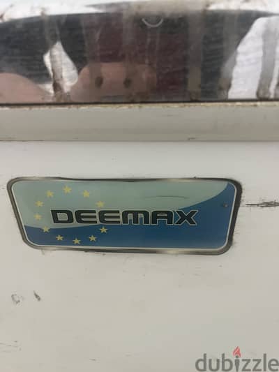 تلاجة عرض  deemax