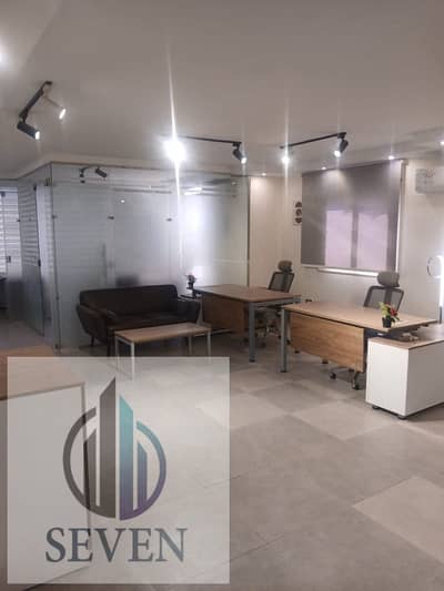 Administrative office for rent, 120 m², air-conditioned and furnished, Grand Plaza building, Al-Hijaz, Prime location in Maadi.