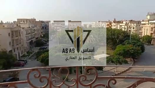 نص روف للبيع في البنفسج فيلات بجوار الياسمين والنرجس وجنوب الأكاديمية وكمباوند النخيل