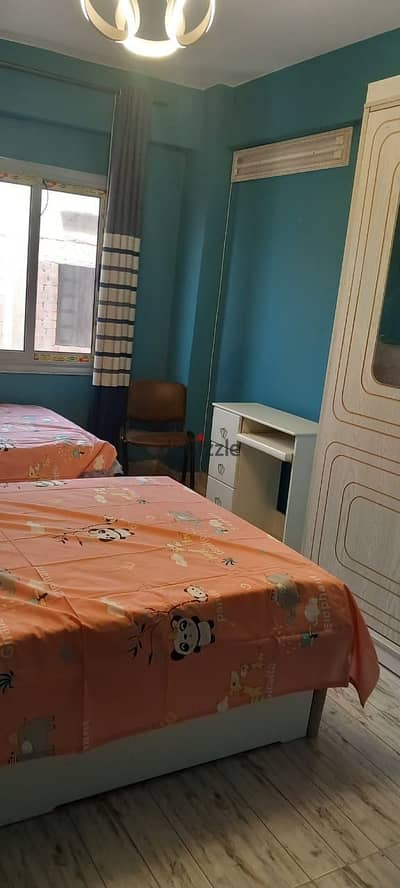 شقة مفروشة للإيجار - جاردينيا هايتس 3، التجمع الخامس  *Furnished Apartment for Rent - Gardenia Heights 3, 5th Settlement* الدور: الثالث خلفي   - 2 غرفة نوم   - 1 حمام سوبر لوكس   - ريسيبشن   - مطبخ أمريكاني  *الإيجار: 20000 ج. م شهرياً*