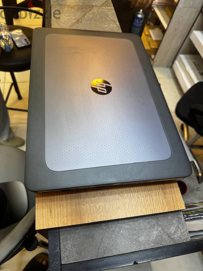 hp zbook g3 xeon Nvidia quadro 2g 2