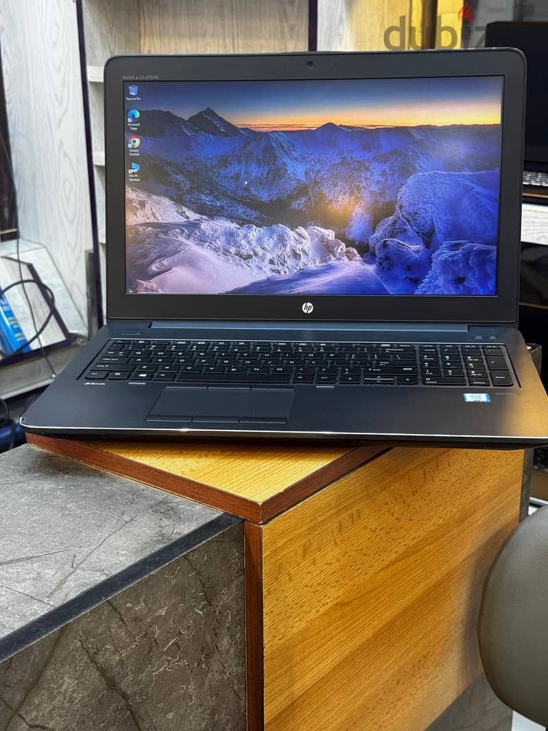 hp zbook g3 xeon Nvidia quadro 2g 3