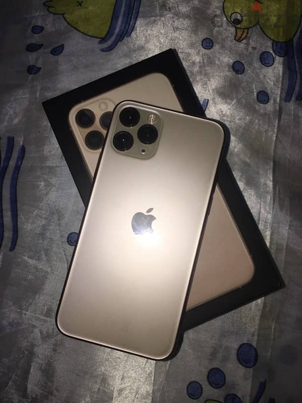 iphone 11pro with box excellent condition 1