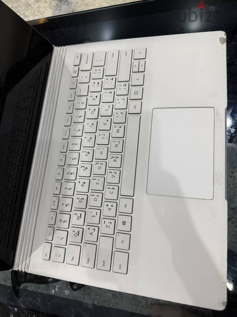 Microsoft surface book 13.5 inch 1