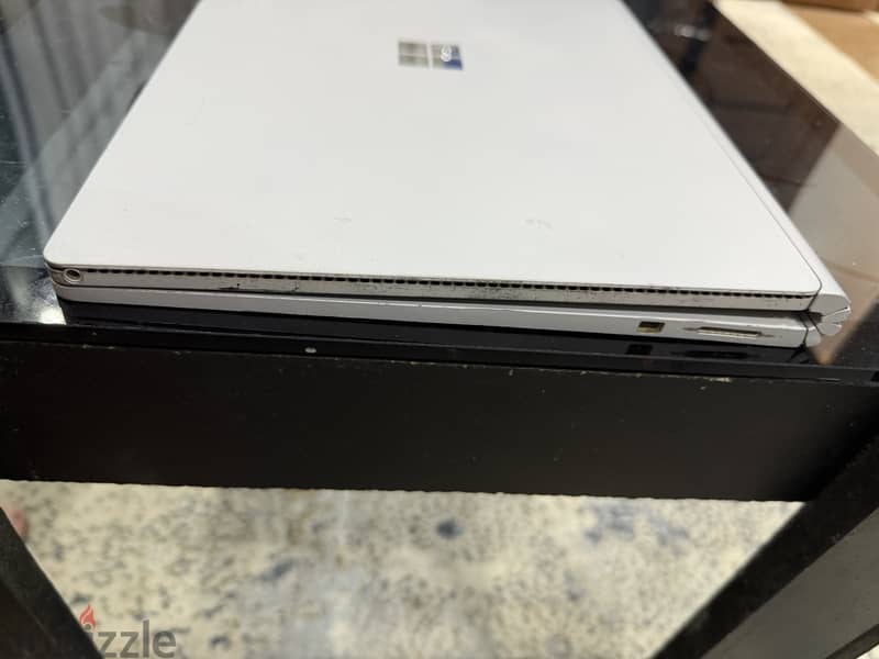 Microsoft surface book 13.5 inch 4