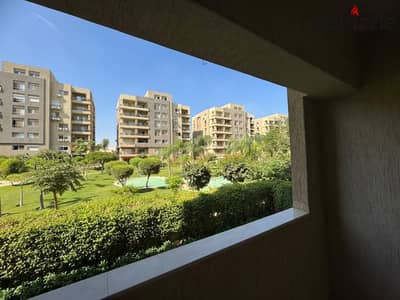 Fully Furnished Apartment for Rent - The Square Compound, Hyde Park *شقة مفروشة أول ساكن للإيجار - كمبوند The Square، هايد بارك* Area: 160 m²   Floor: First   - 3 Bedrooms   - 2 Bathrooms   - Reception   - Fully Equipped Kitchen   - Private Garage *Rent: 60,000 EGP per month*