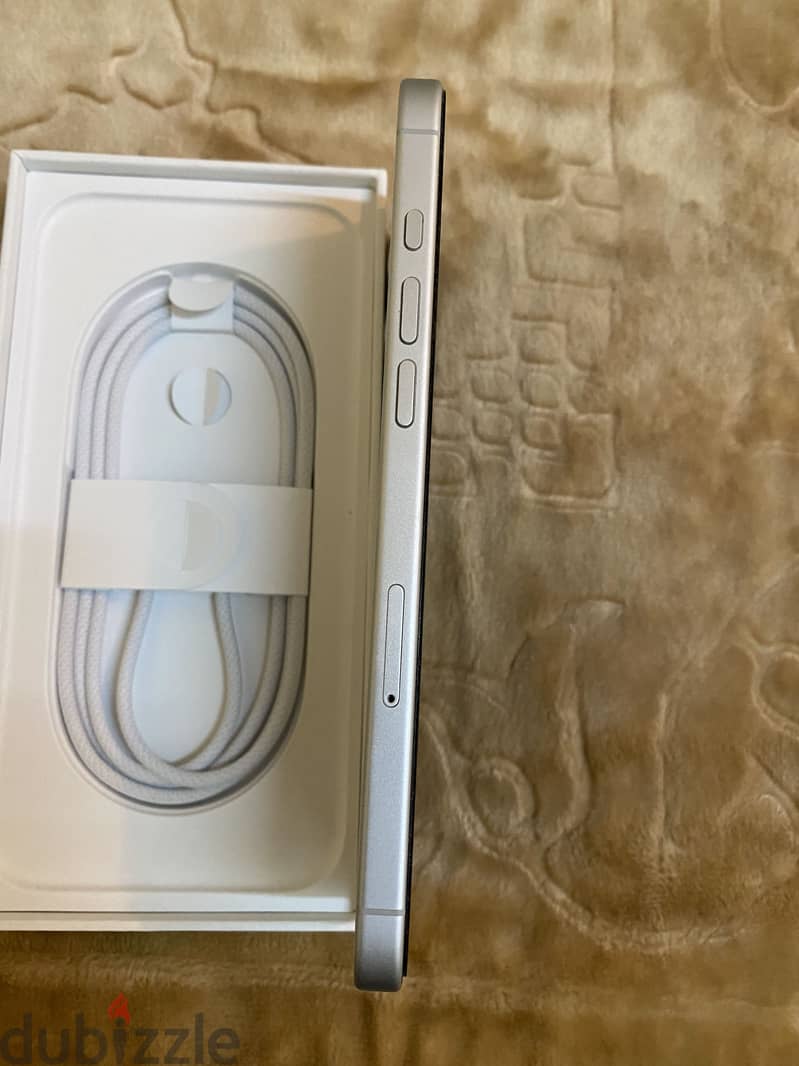 iPhone 16 Plus 128gb 6