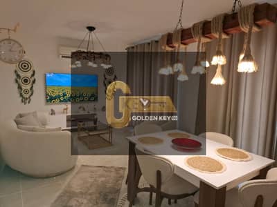 First-Use Studio in B12 | Custom Finishing & Hotel-Style Furnishing