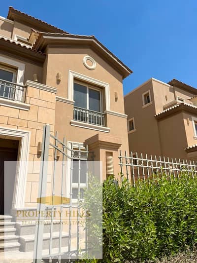 Villa in Hyde Park at a bargain price, ready for viewing and installment over 8 years