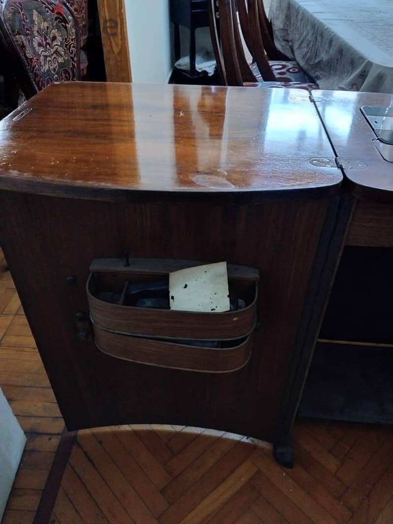 ماكينة خياطة 1