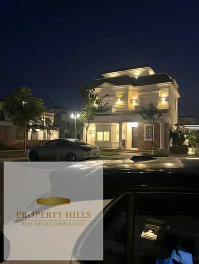 Cheapest villa town house ready for delivery and handover fully furnished in Mountain View 4
