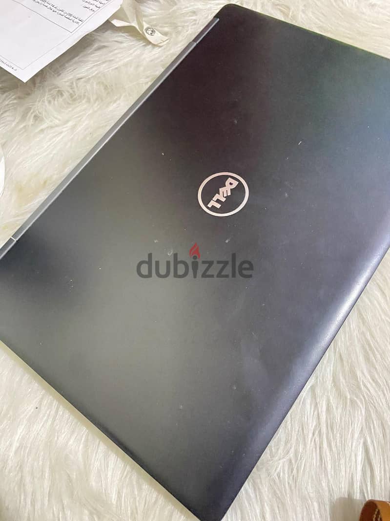 لاب توب Dell 1