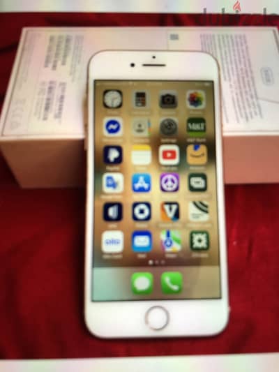 iPhone 8 اى فون  ٨ ممتاز بدون اى عيوب نهائيا كالجديد