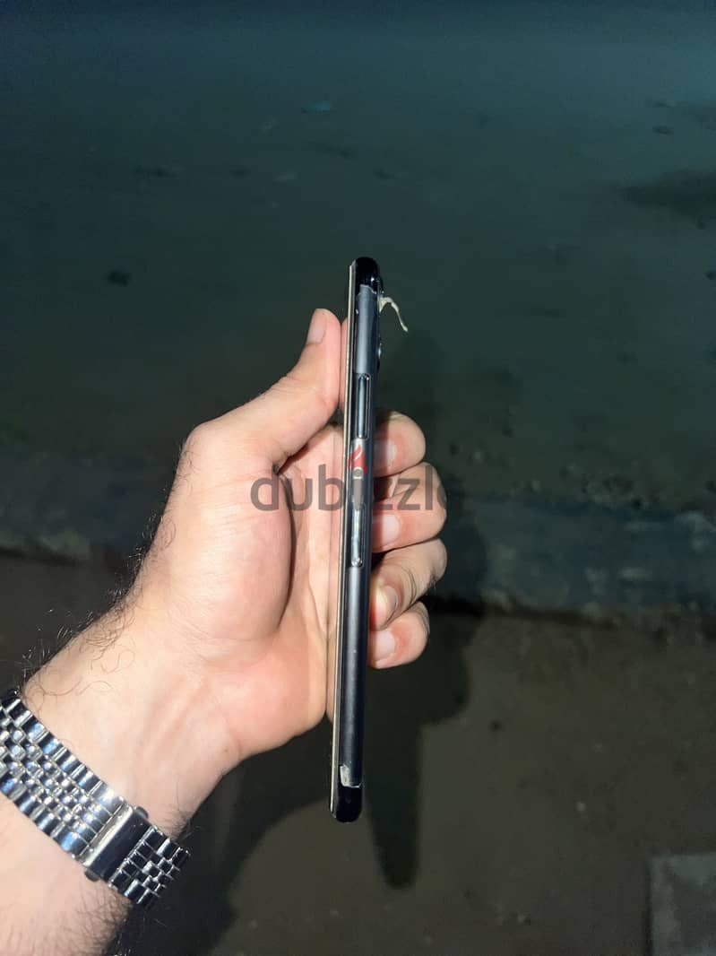 Apple - iPhone 11 Pro Max 1