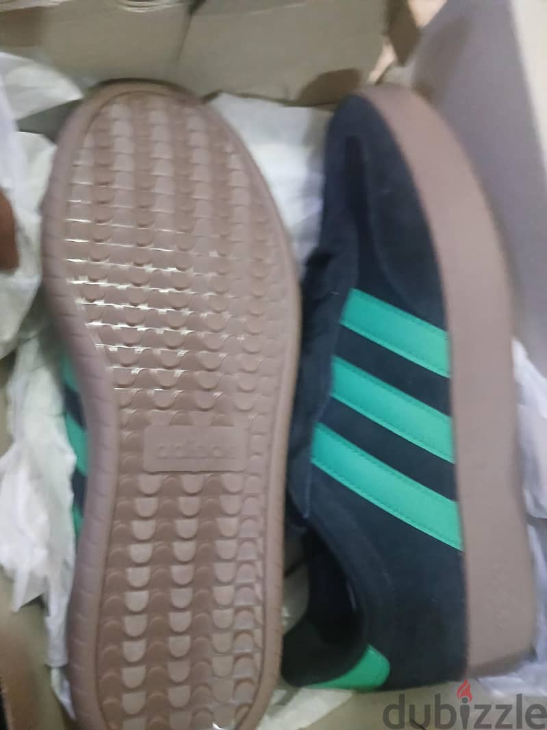 original adidas parreda size 42 2/3 4
