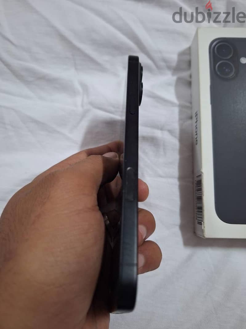 آبل - آيفون 16 بلس 4