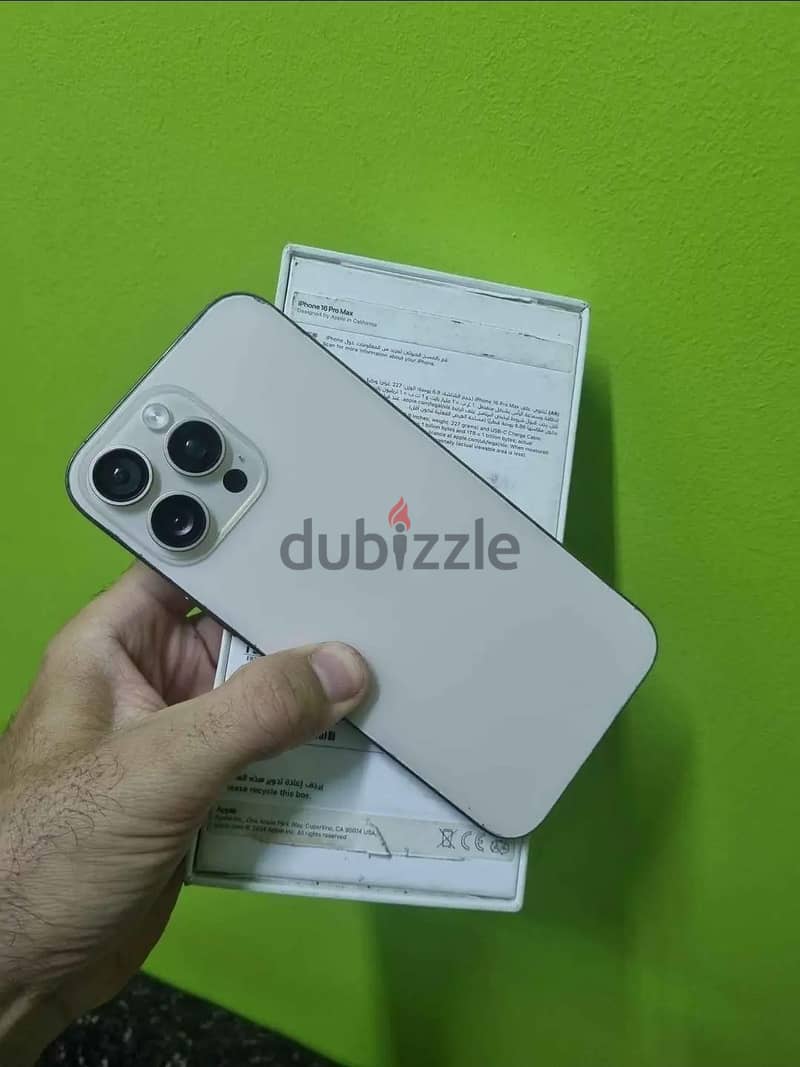 iphone 16 pro max 2
