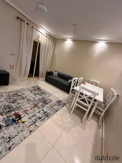 Miami Furnished 2 Bedrooms and Reception 2 People First Residence