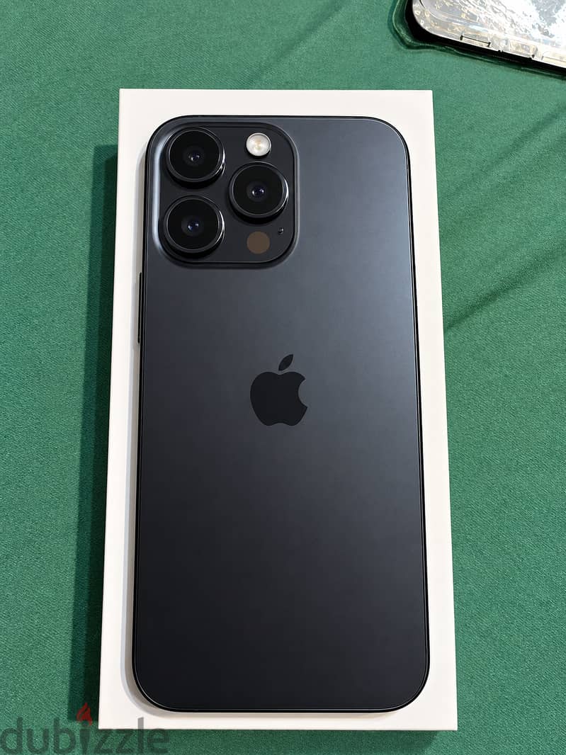 iPhone 15 pro max 3