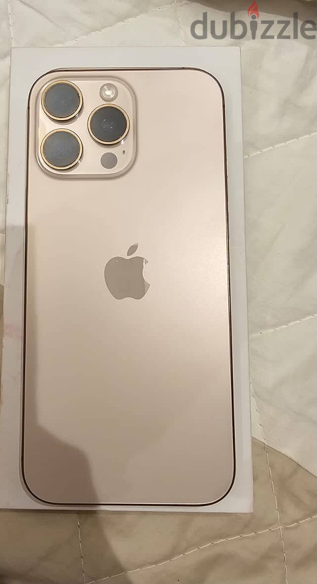 iPhone 16 pro max 1