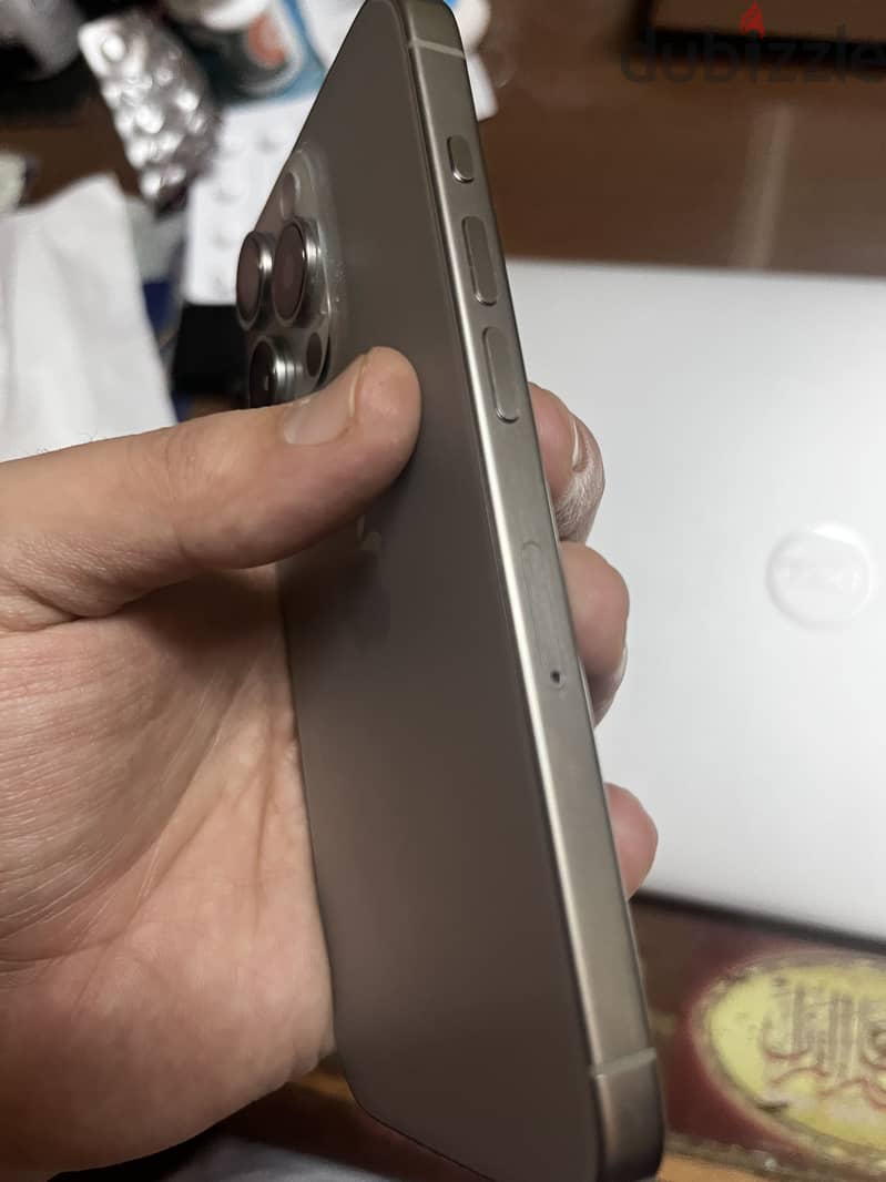 Apple - iPhone 15 Pro 3