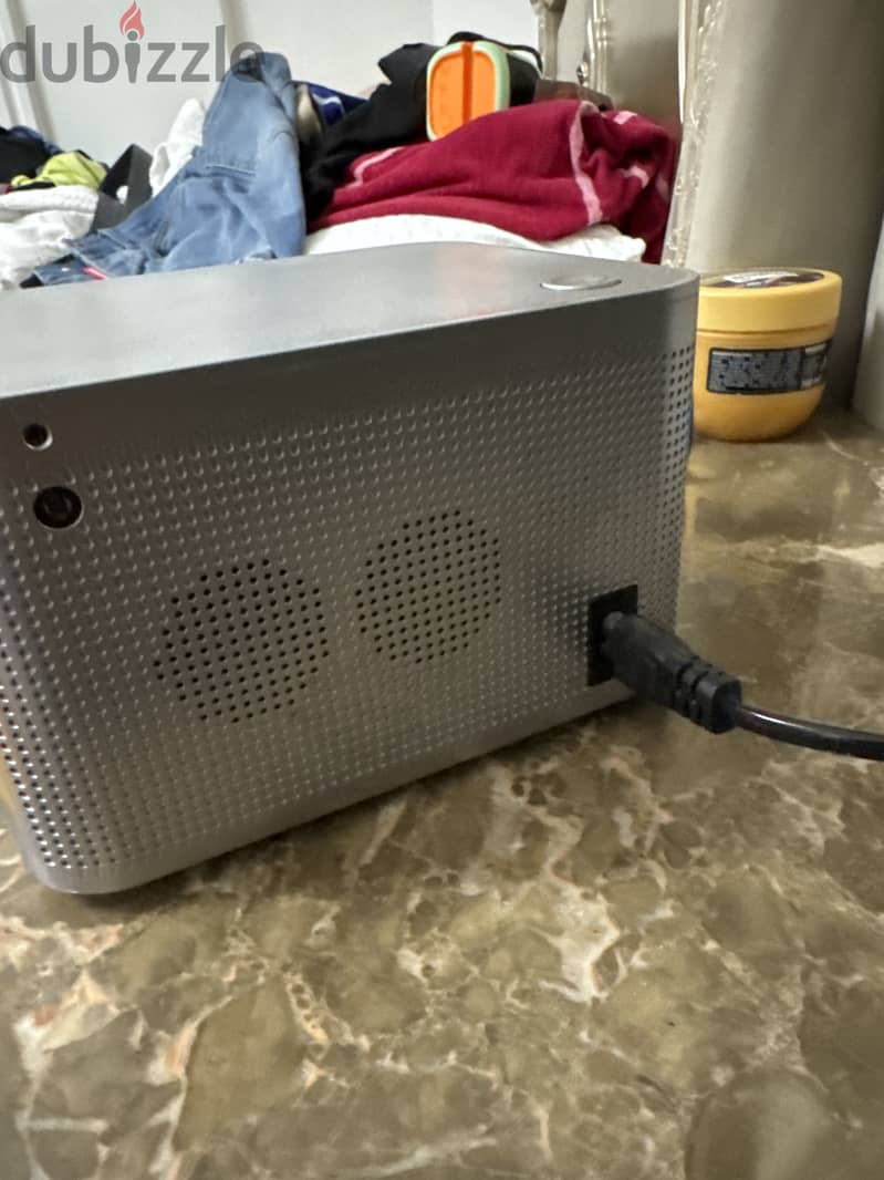Hy350 projector 4