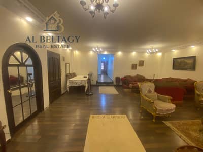 Apartment for sale licensed with a full floor area, extra with a distinctive facade in a central service location, with a special parking area for the press in Faisal
