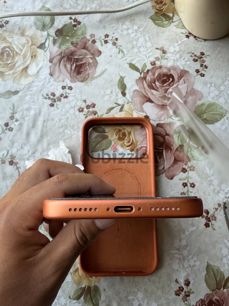 Apple - iPhone 17 Pro Max 2