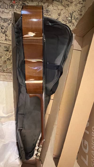 Yamahac40 classic guitar