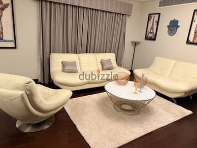 Imported Genuine Leather Living Room Set – Excellent Condition