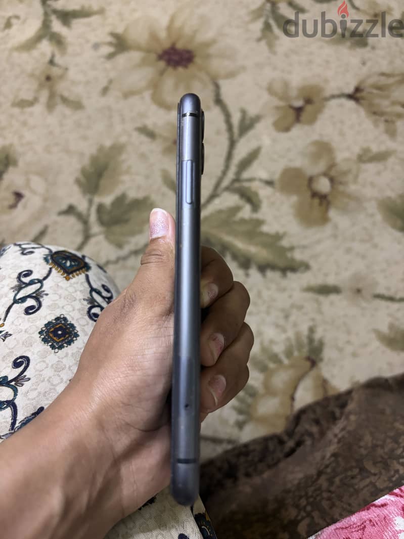 Apple - iPhone 11 2