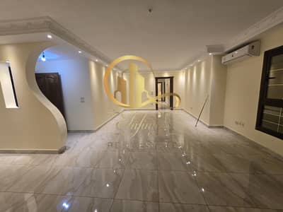 Office for rent with air conditioning Carrefour Main Street Zahra Al-Maadى