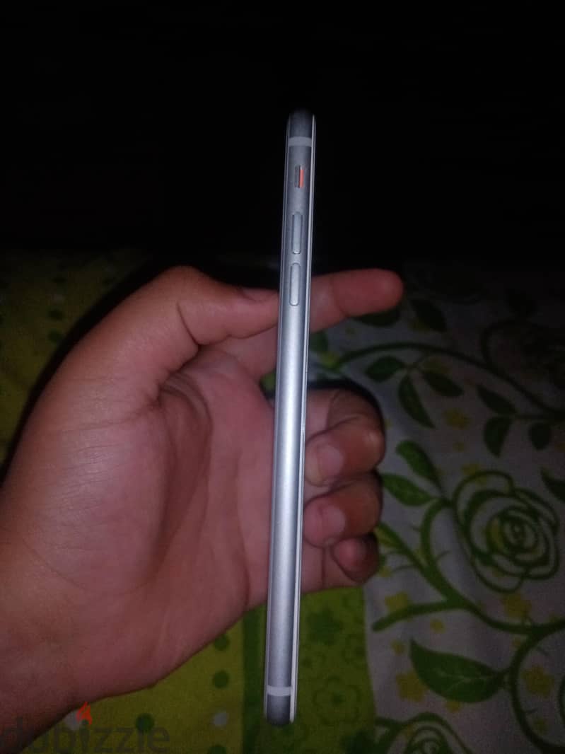 ايفون 8plus 2