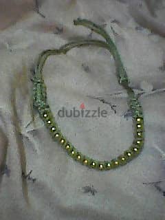 عقد يدوي