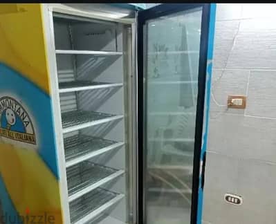 فريزر استراد ايطالي راسي 7 رف شحنة بلاده بحالة ممتازة جدا