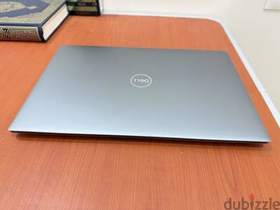Dell Precision 5560  core i9 G11