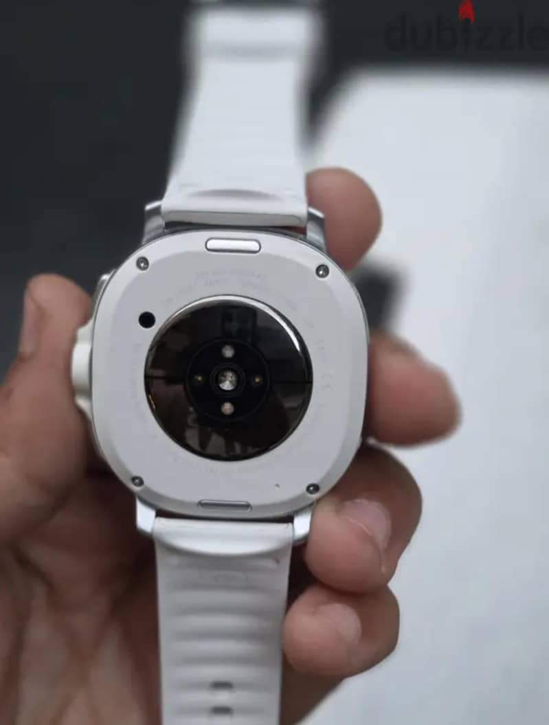 Samsung Galaxy Watch 8 classic 2