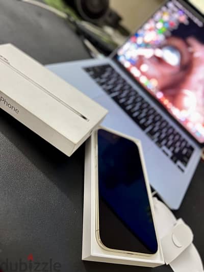 IPHONE 17 ** AIR ** Light Gold, 256g, 12ram, 99%b { NO TAX }