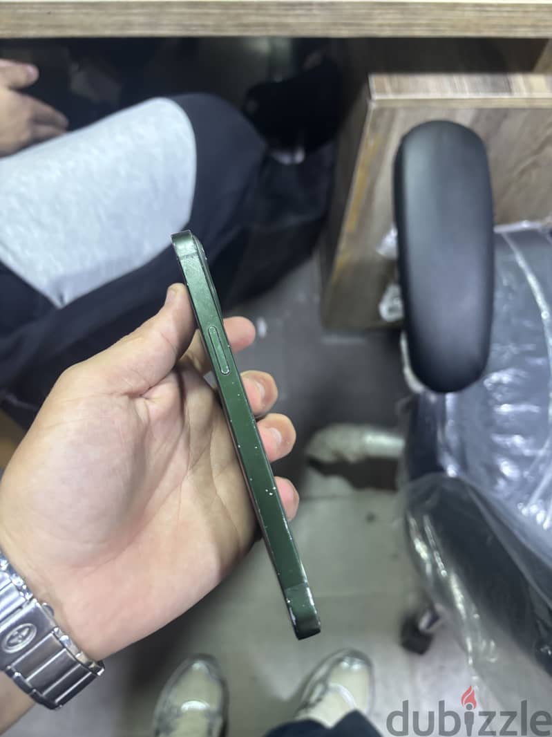 Apple - iPhone 13 2