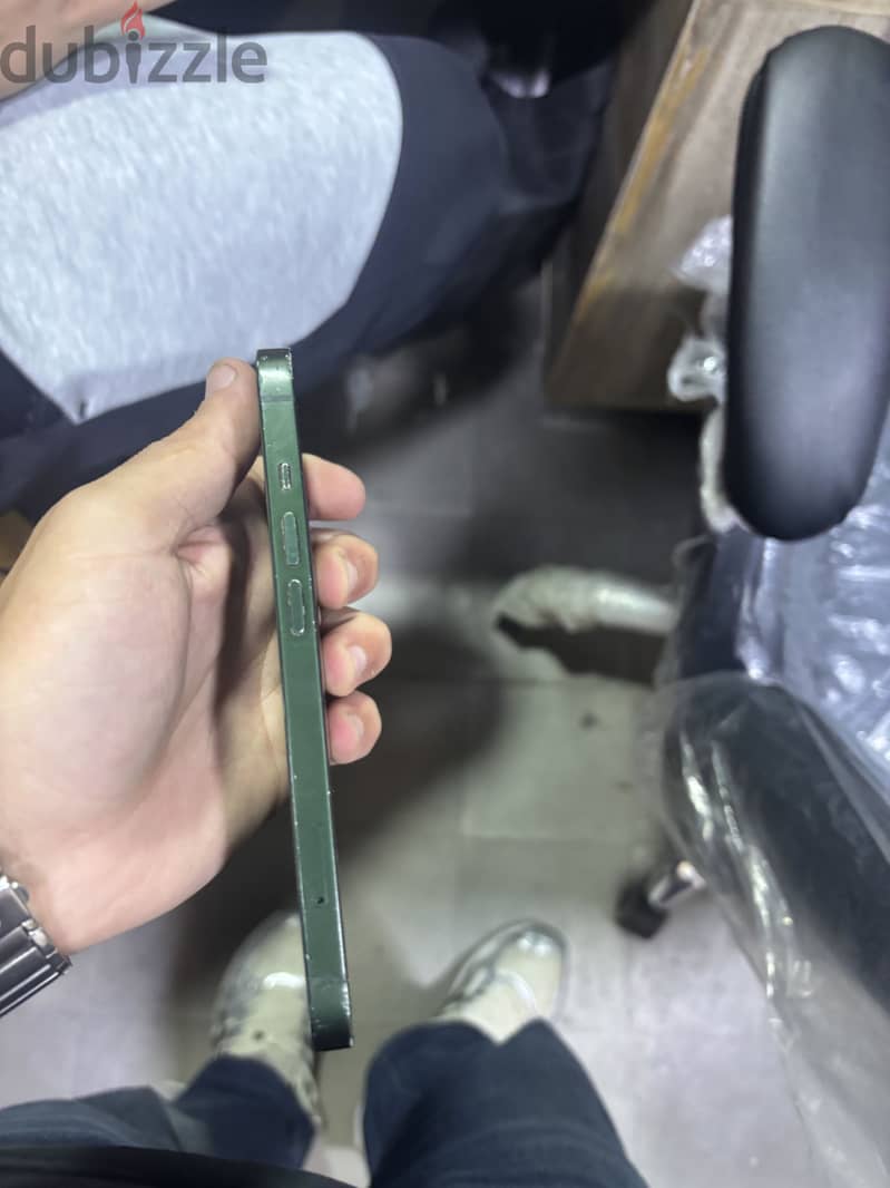 Apple - iPhone 13 4