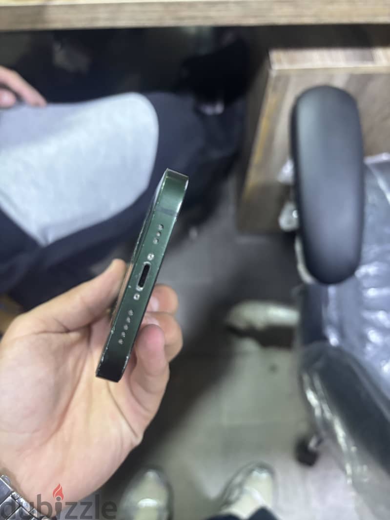 Apple - iPhone 13 5